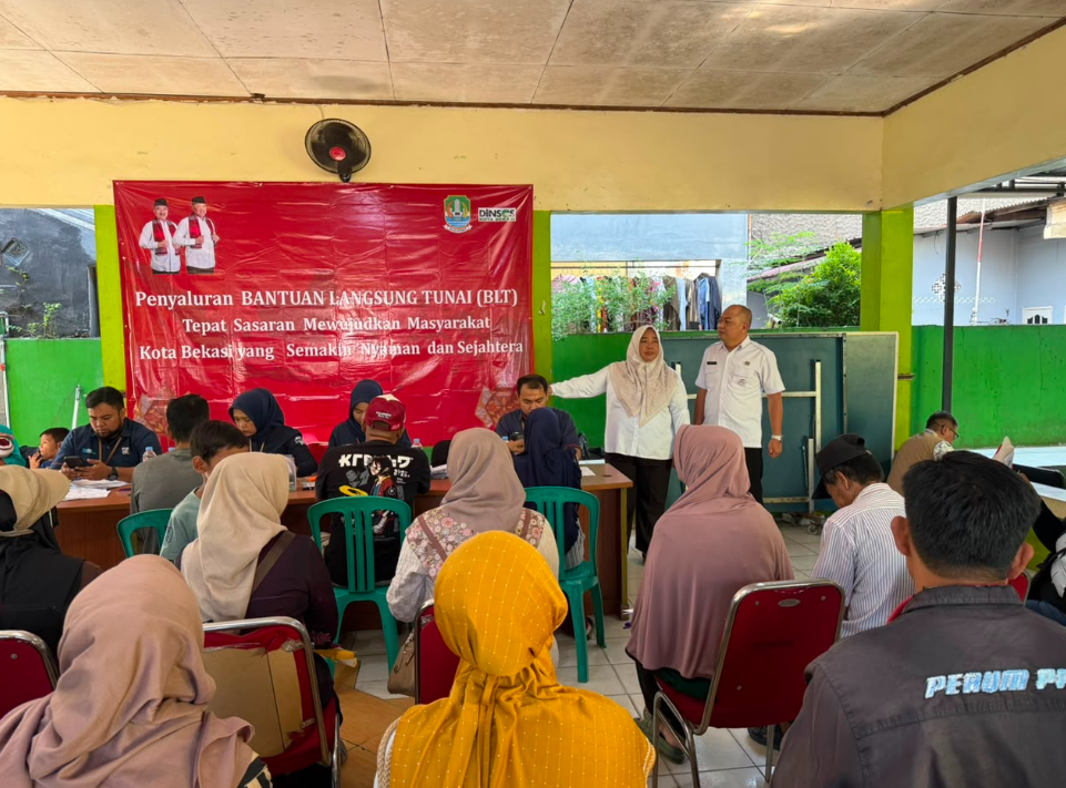 Dinsos Kota Bekasi Salurkan BLT kepada 7.301 Warga